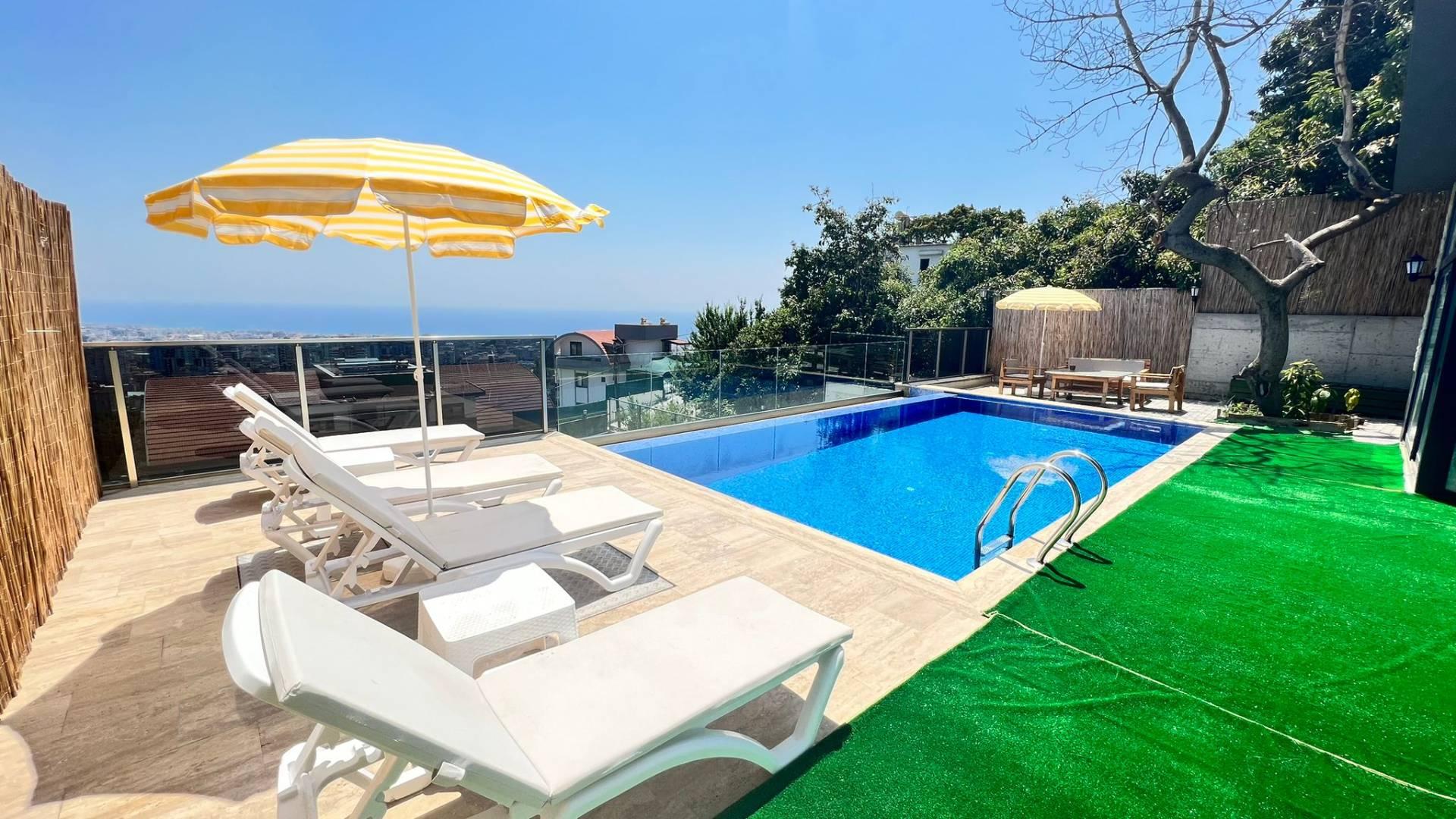 Alanya Büyükhasbahçe'de Modern Tasarımlı, Özel Havuzlu, 2+1 Villa-42338