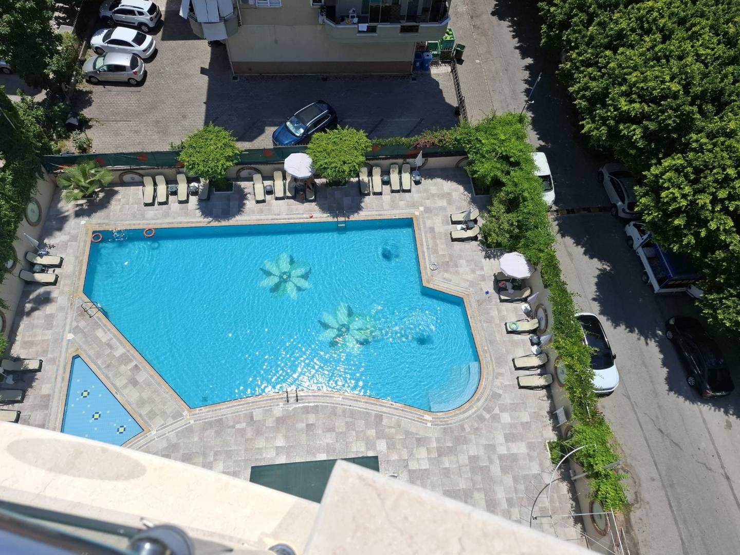 Alanya Güllerpınarı'nda Ailelere Uygun, Ortak Havuzlu, Konforlu Suit-42464