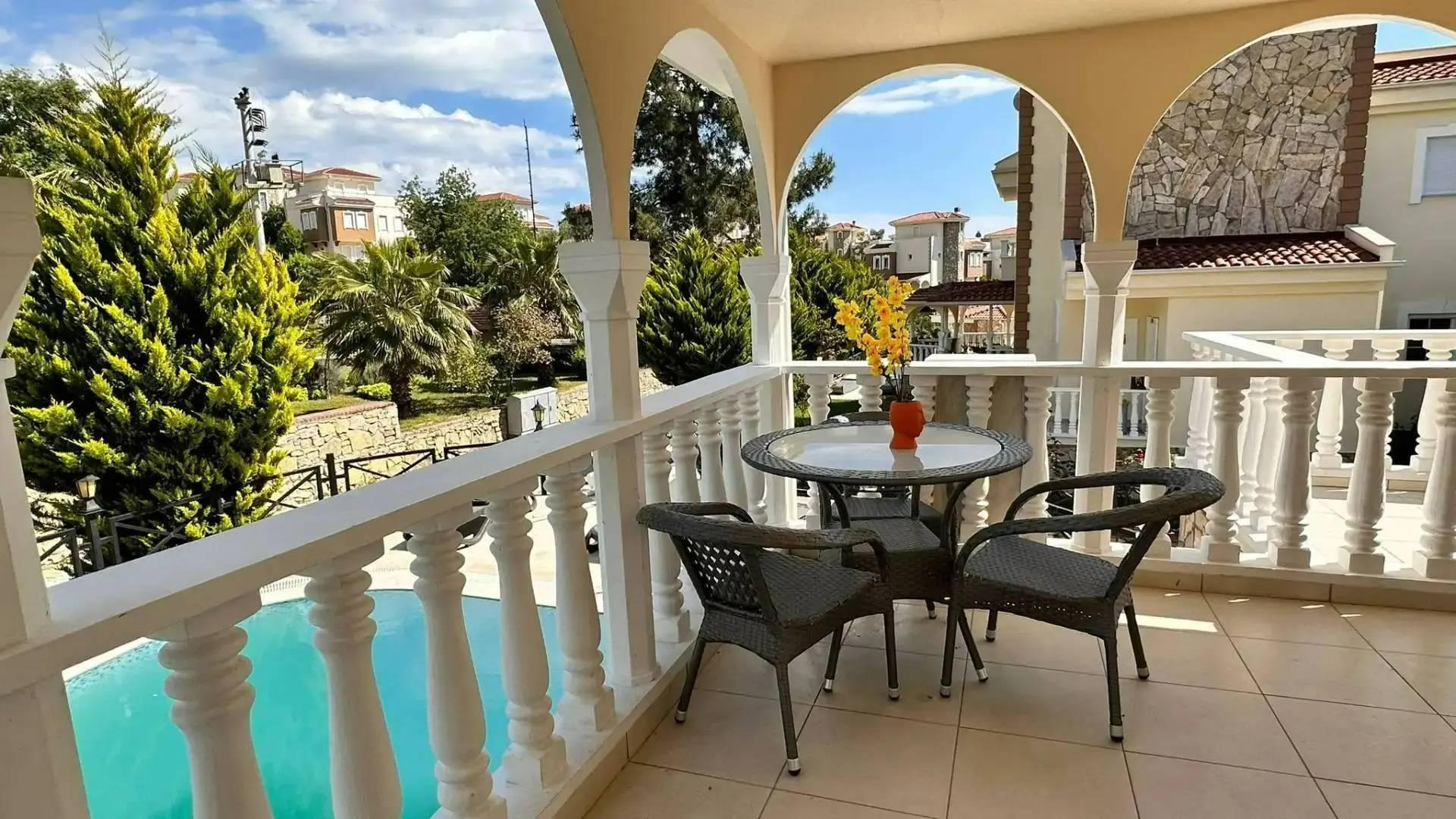 Alanya İncekum'da Geniş Bahçeli, Özel Havuzlu, Lüks Villa-43526