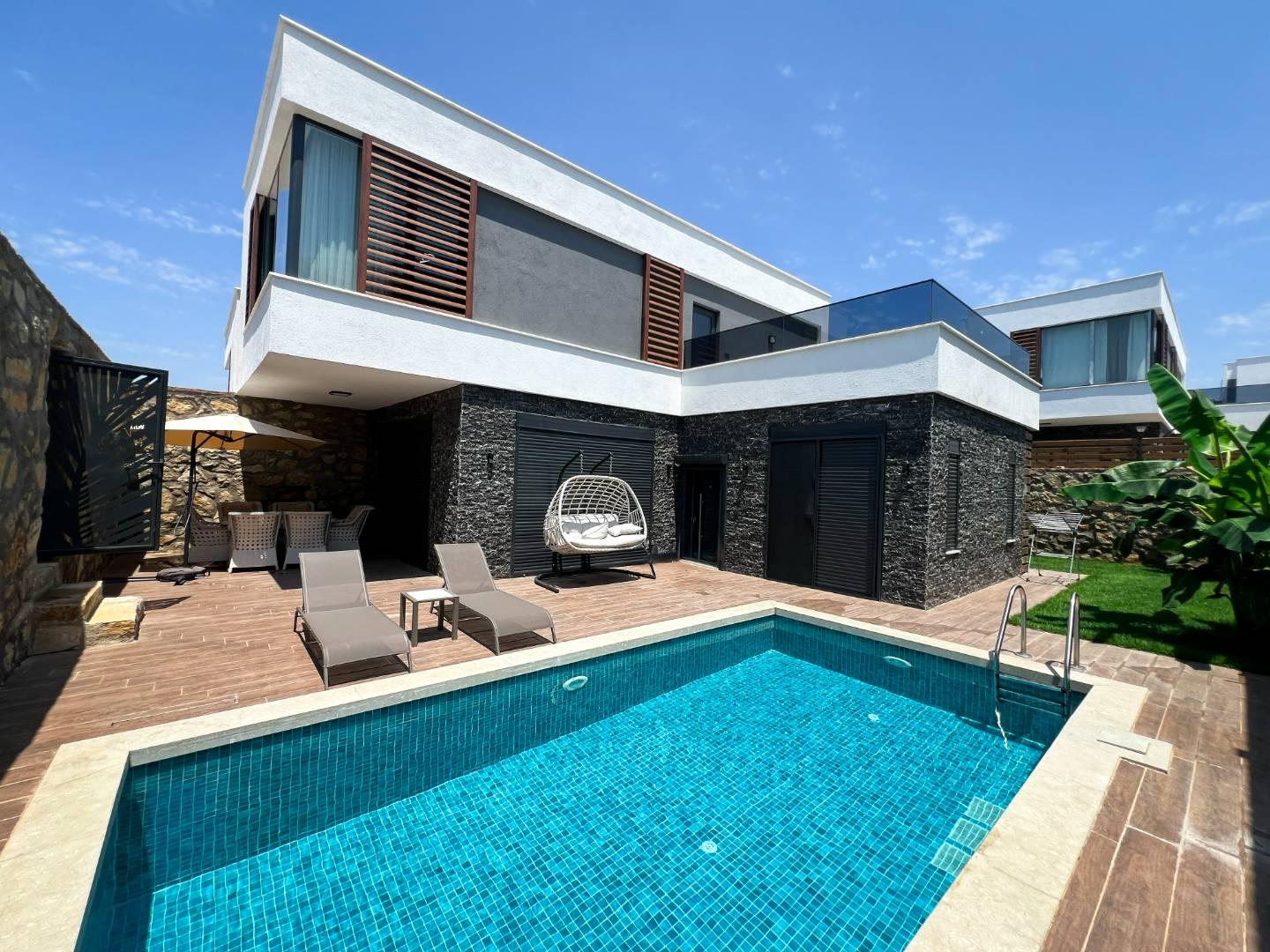 Alanya İncekum'da Sakin Konumda, Özel Havuzlu, Lüks Villa-42590