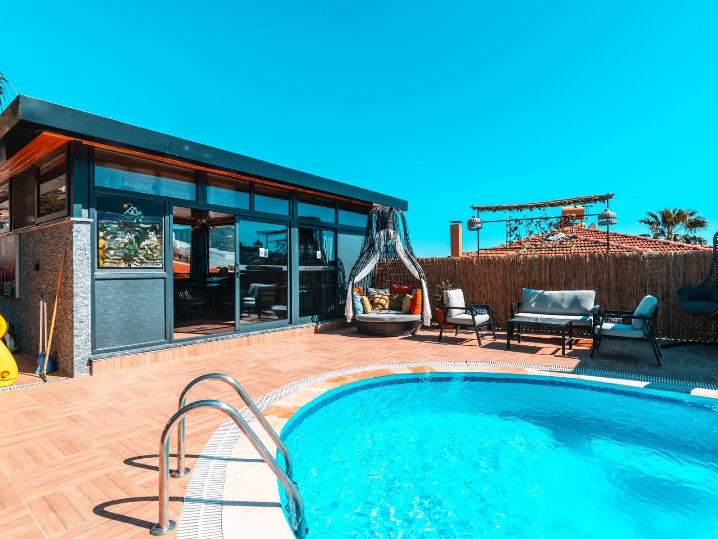 Alanya Oba'da Kalabalık Aileler İçin Uygun, Özel Havuzlu, Şık Villa