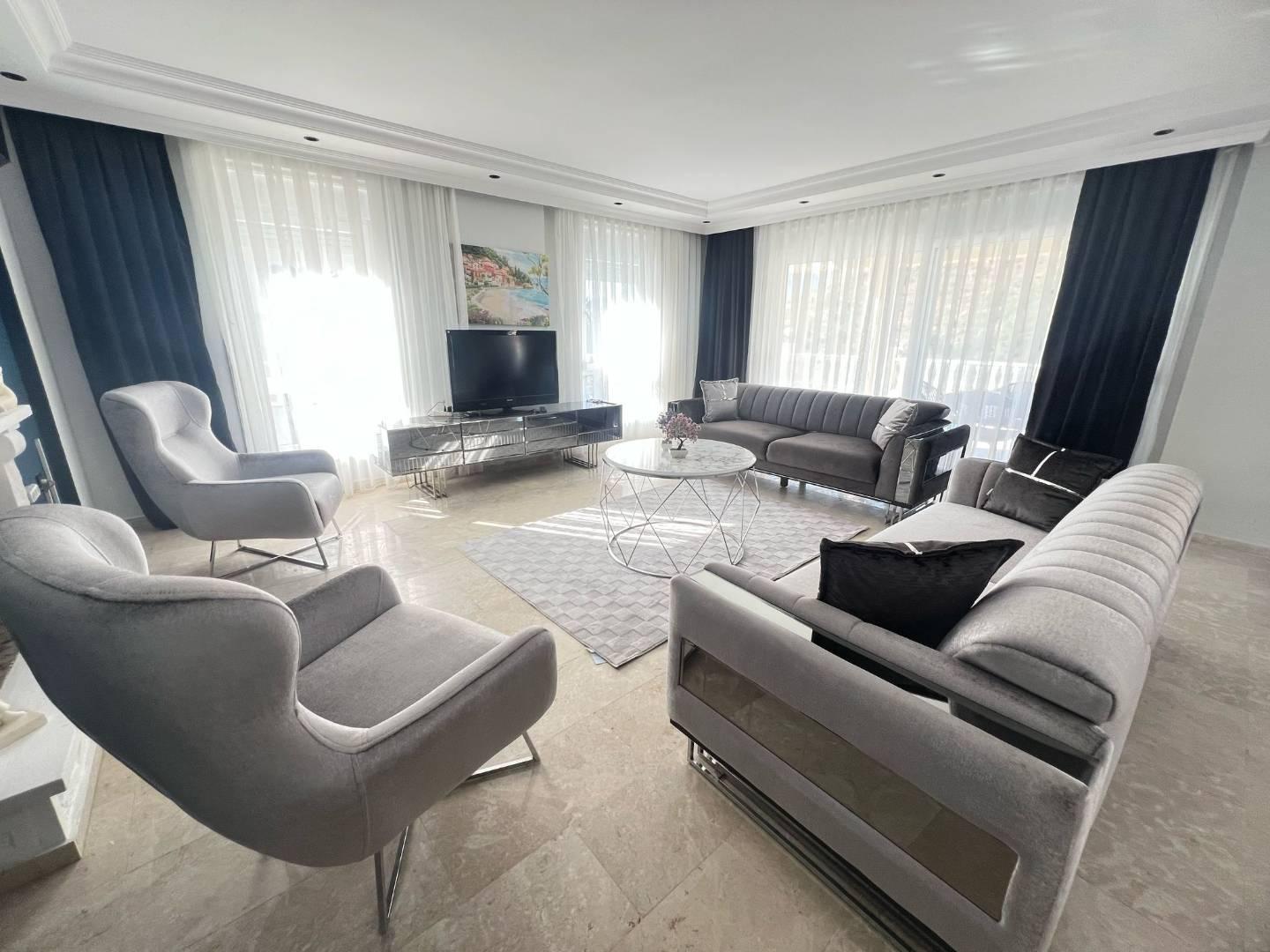 Alanya Kargıcak'ta Deniz Manzaralı, Özel Havuzlu, Ferah Villa-43617