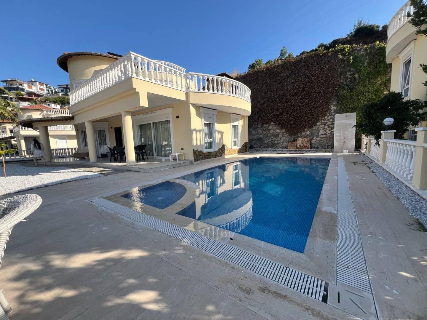 Alanya Kargıcak'ta Deniz Manzaralı, Özel Havuzlu, Ferah Villa-43617