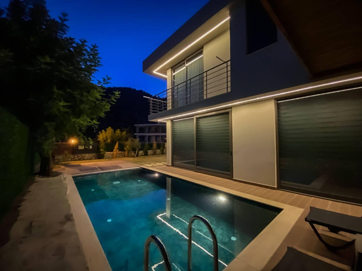 Antalya Finike'de Doğa İçerisinde, Özel Havuzlu, Jakuzili Villa-43154