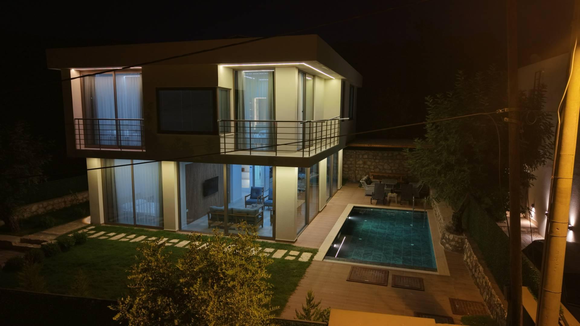 Antalya Finike'de Doğa İçerisinde, Özel Havuzlu, Jakuzili Villa-43154
