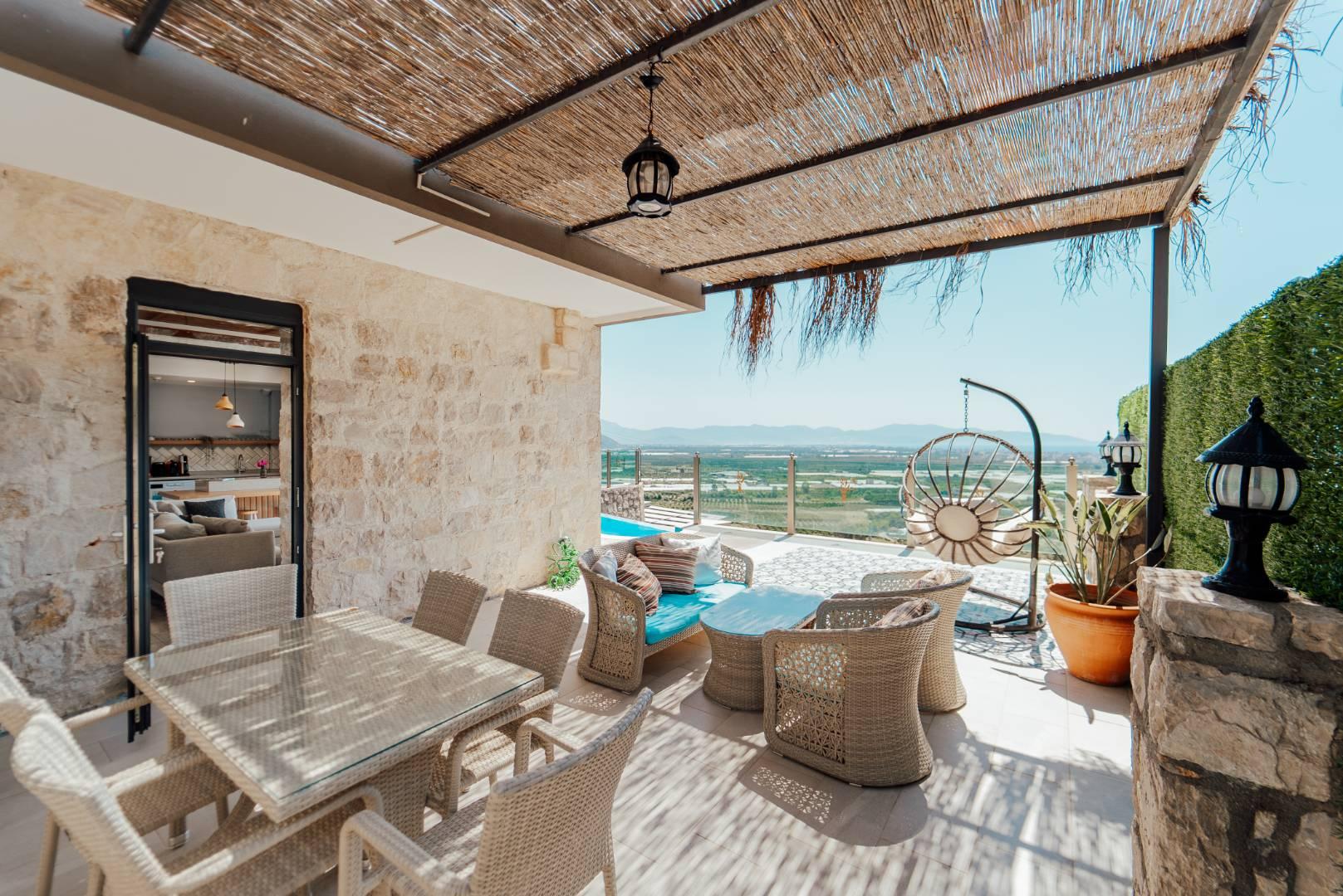 Antalya Finike'de Sakin Konumda, Özel Havuzlu, Modern Villa-43338