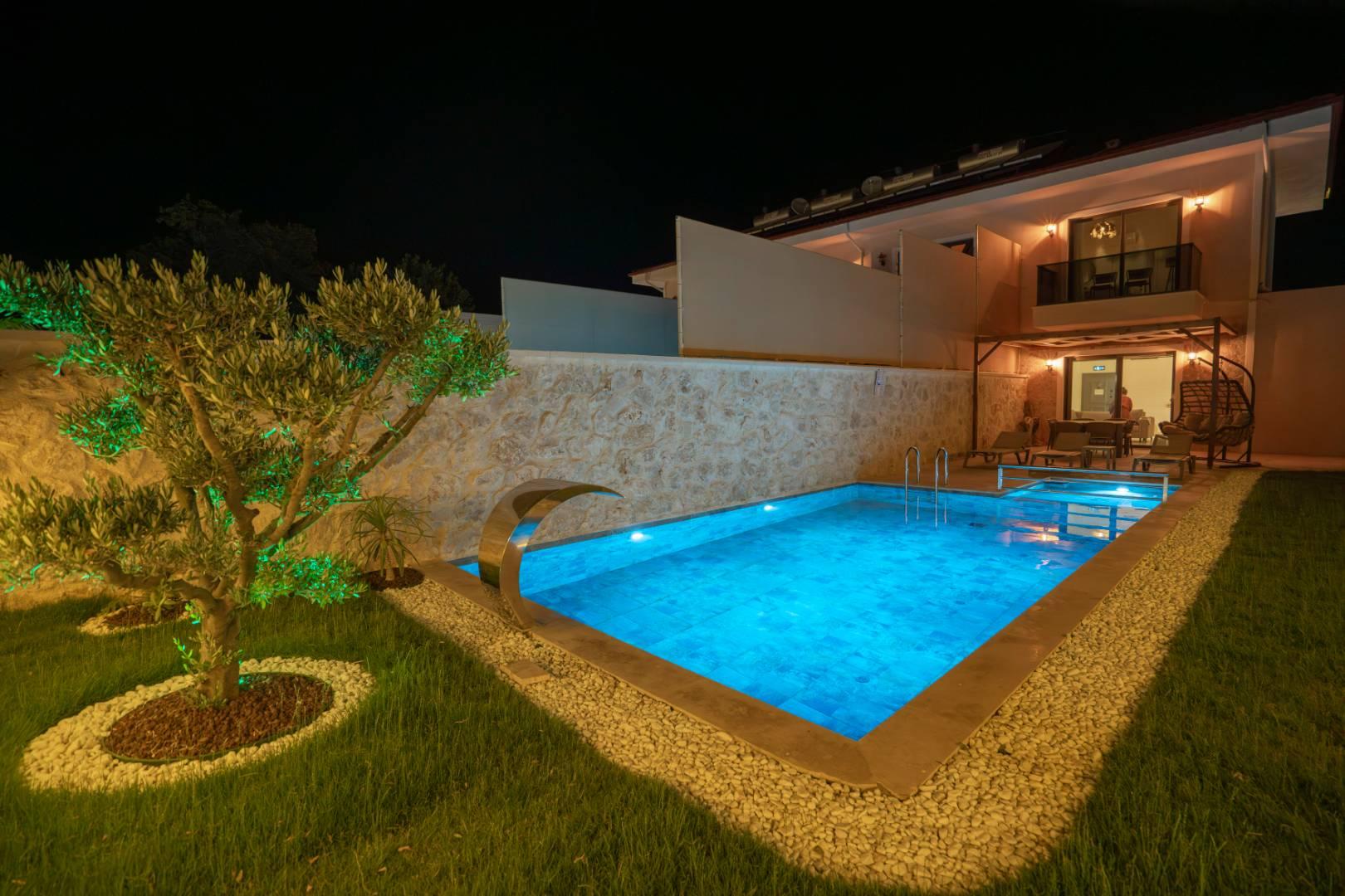Kaş Kasaba'da Balayı Çiftlerine Uygun, Özel Havuzlu, Tatil Villası-43442