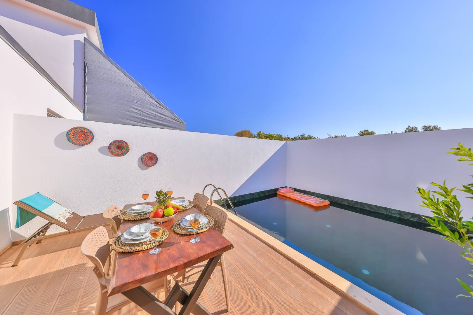 Kaş Andifli'de Muhteşem Manzaralı, Özel Havuzlu, Konforlu Villa