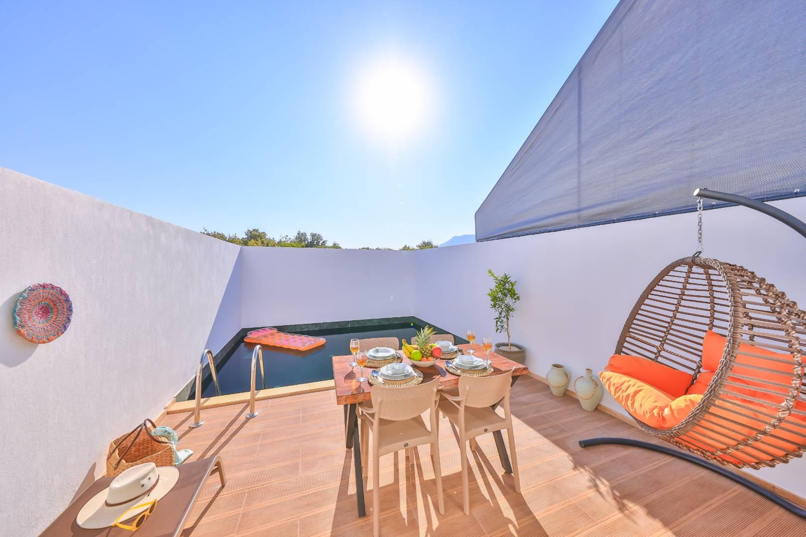 Kaş Andifli'de Muhteşem Manzaralı, Özel Havuzlu, Konforlu Villa-28731