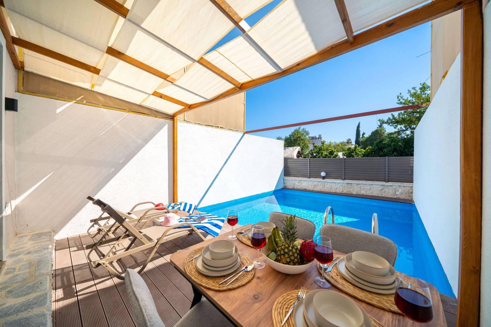 Kaş Kasaba'da Minimalist Tasarımlı, Özel Havuzlu, Balayı Villası-43099