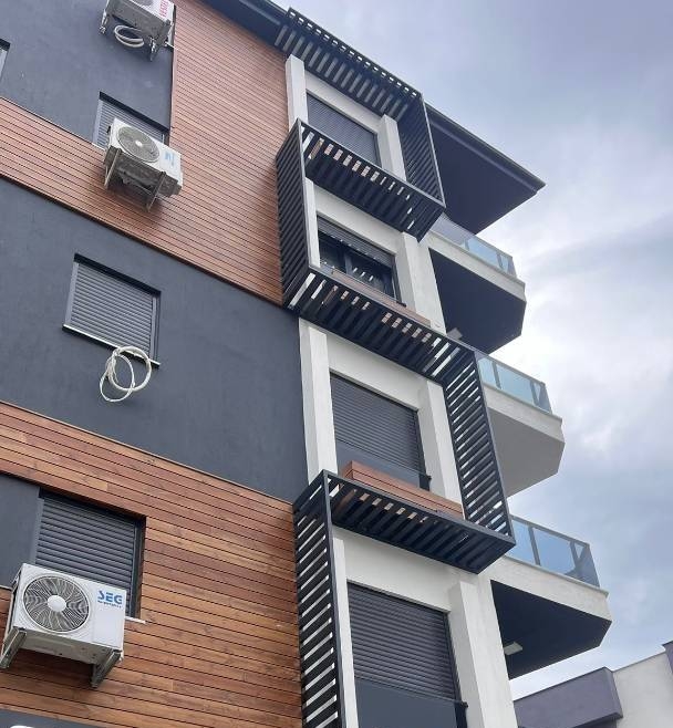 Ayvalık Küçükköy'de Denize Yürüme Mesafesinde, Konforlu, 1+1 Suit