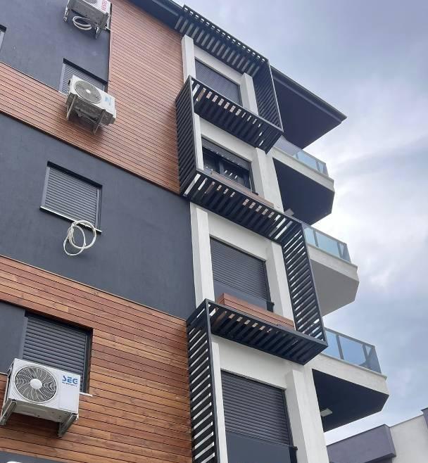 Ayvalık Küçükköy'de Denize Yürüme Mesafesinde, Konforlu, 1+1 Suit-38182