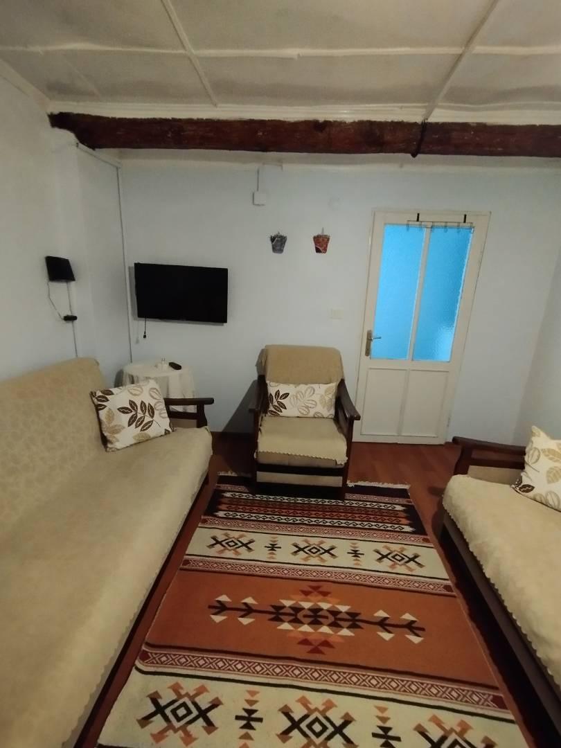 Ayvalık'ta Denize Yakın Konumda, 8 Kişilik, Tarihi Rum Evi-15434