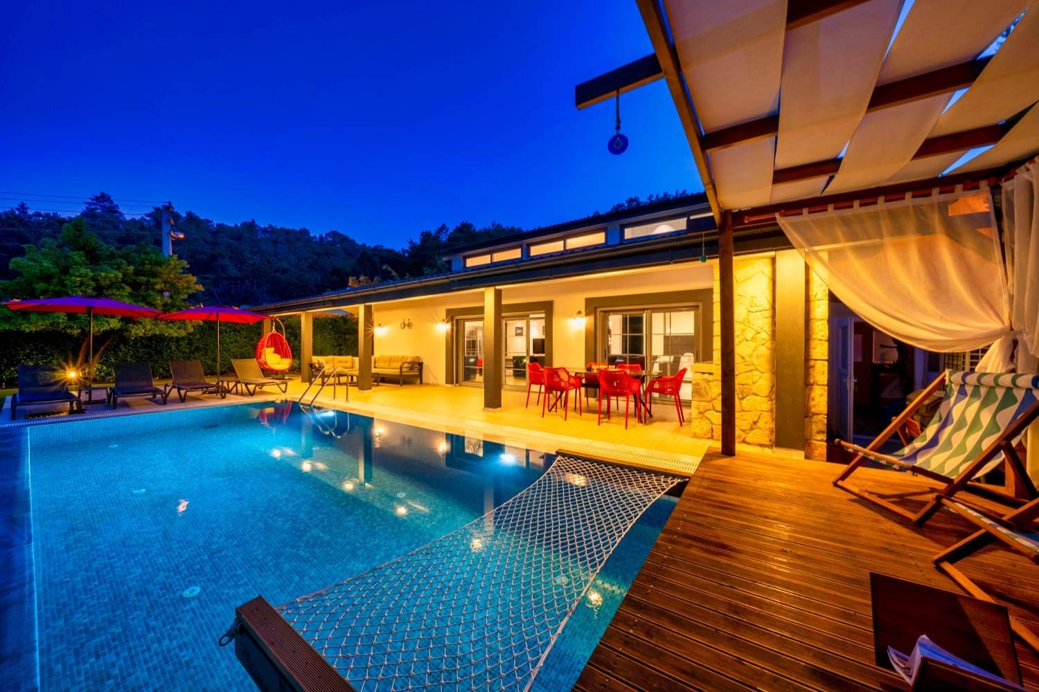 Fethiye İnlice'de Geniş Bahçeli, Çocuk Oyun Alanlı Villa