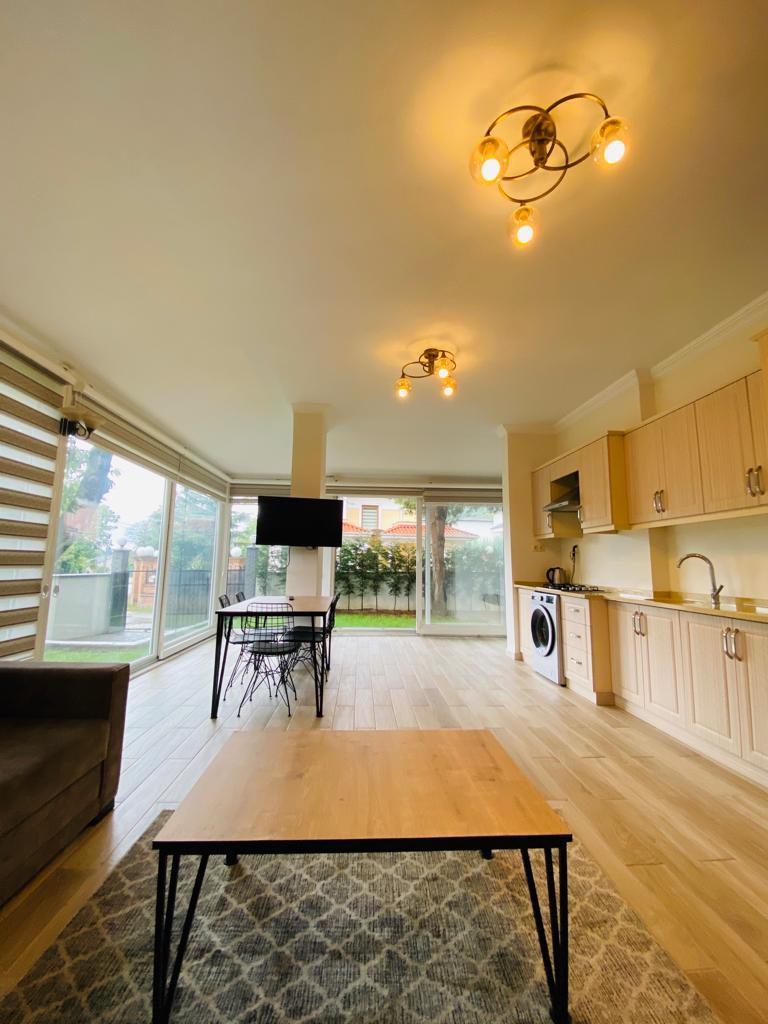 Sapanca Kırkpınar'da Bahçeli, Şık Tasarımlı, Lüks Villa-24734