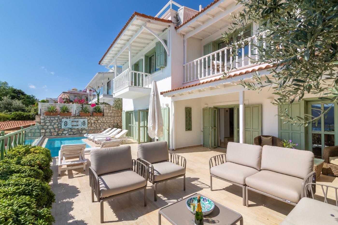 Kaş İslamlar'da Enfes Deniz Manzaralı, Özel Havuzlu, Kiralık Villa-21549