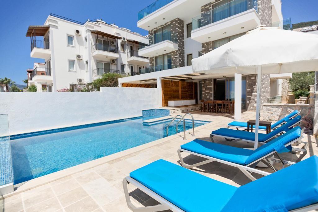 Kalkan'da Deniz Manzaralı, Yetişkin ve Çocuk Havuzlu, Konforlu Villa-16191