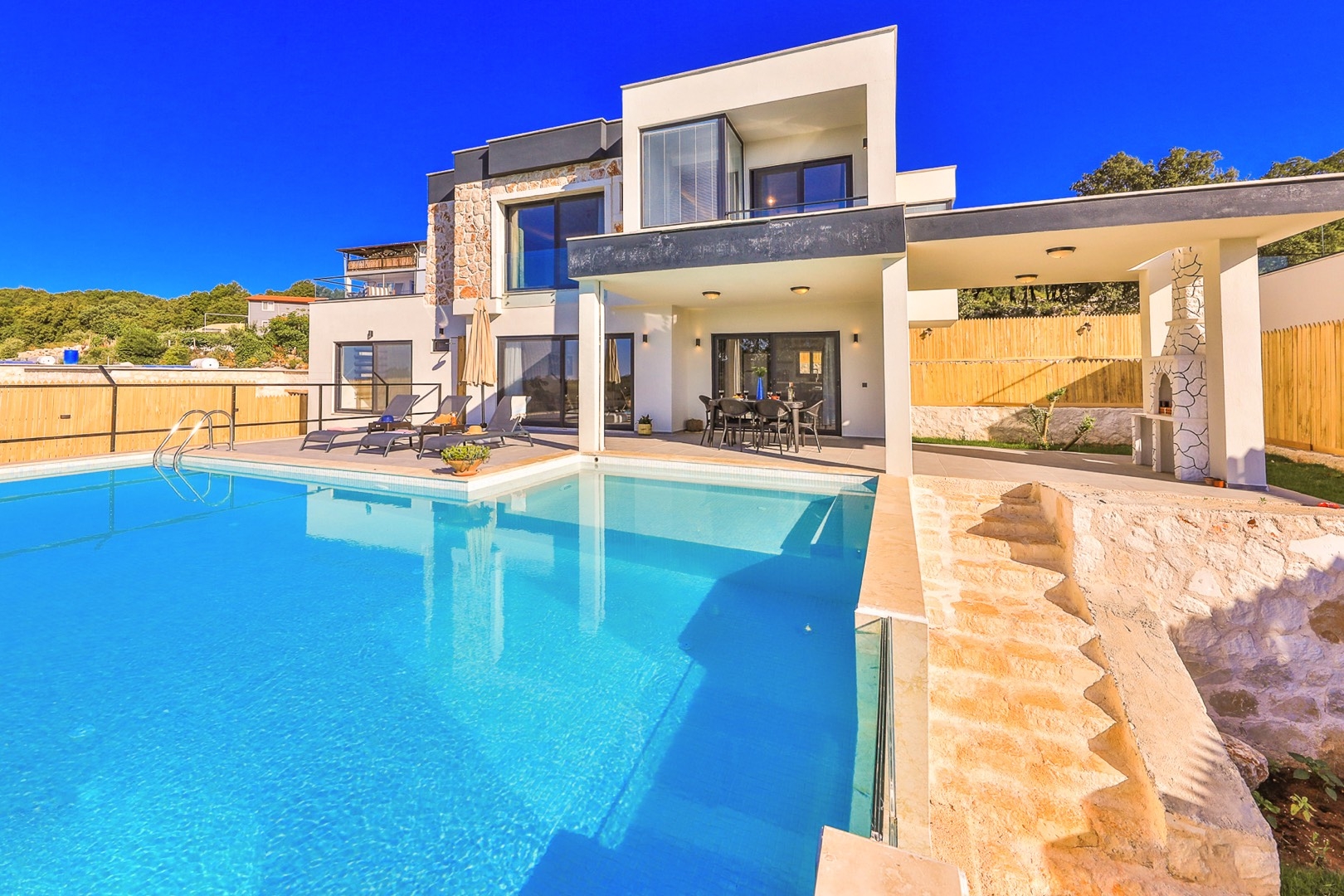 Kaş Pınarbaşı'nda Enfes Doğada, Özel Havuzlu, Saunalı, Lüks Villa