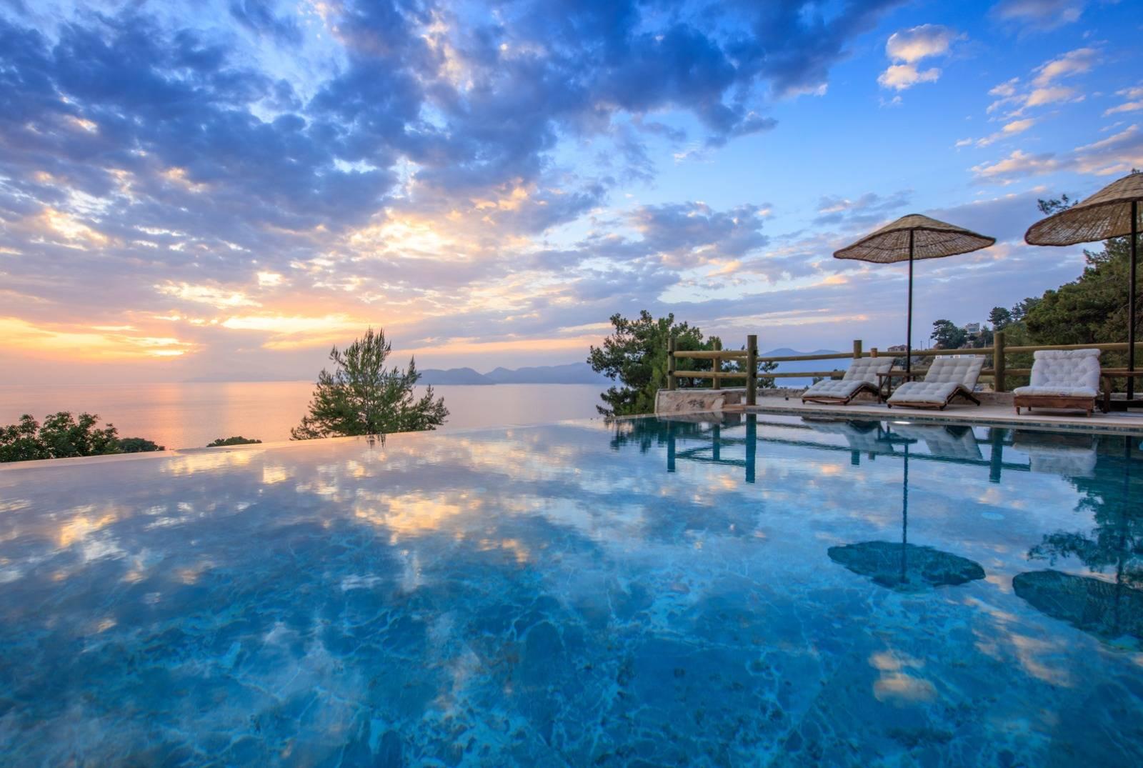 Fethiye Faralya'da Panaromik Deniz Manzaralı, Nezih Konumda, Şık Villa-27838
