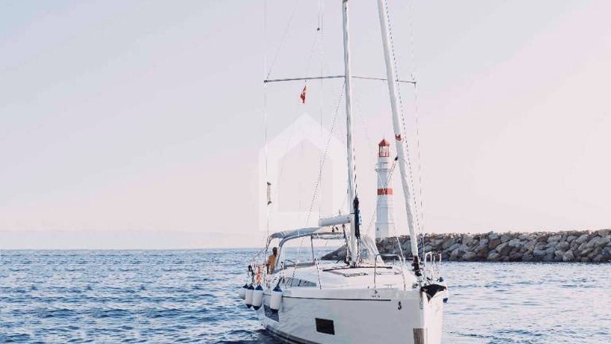 Göcek'te Engin Maviliklere Yolculuk, 4 Kabinli, 8 Kişilik Yelkenli