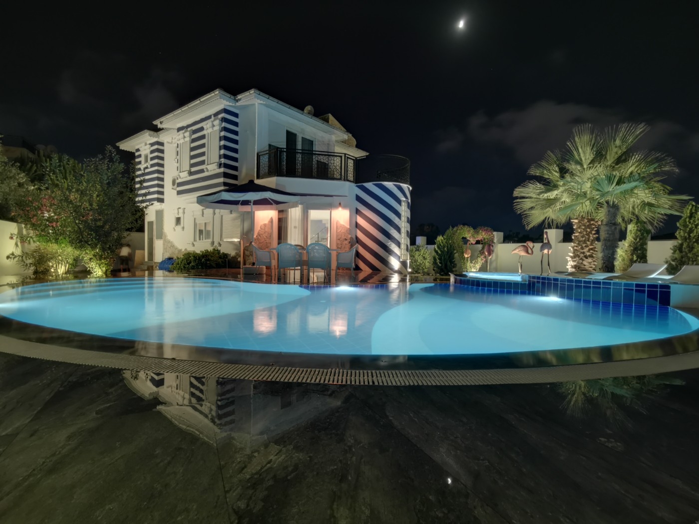Serik Belek'te Merkezi Konumda, Özel Havuzlu, Jakuzili, Lüks Villa