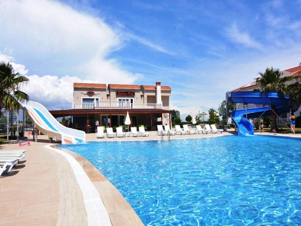 Serik Kadriye'de Site İçerisinde, Ortak Havuzlu, Kiralık Dubleks-18357