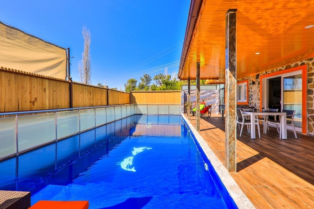 Kaş İslamlar'da Lüks ve Deniz Manzaralı, Özel Havuzlu, Modern Villa