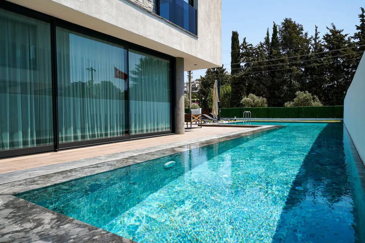 Bodrum Akyarlar'da Denize Yakın Konumda, Özel Havuzlu, Bahçeli Villa-37397