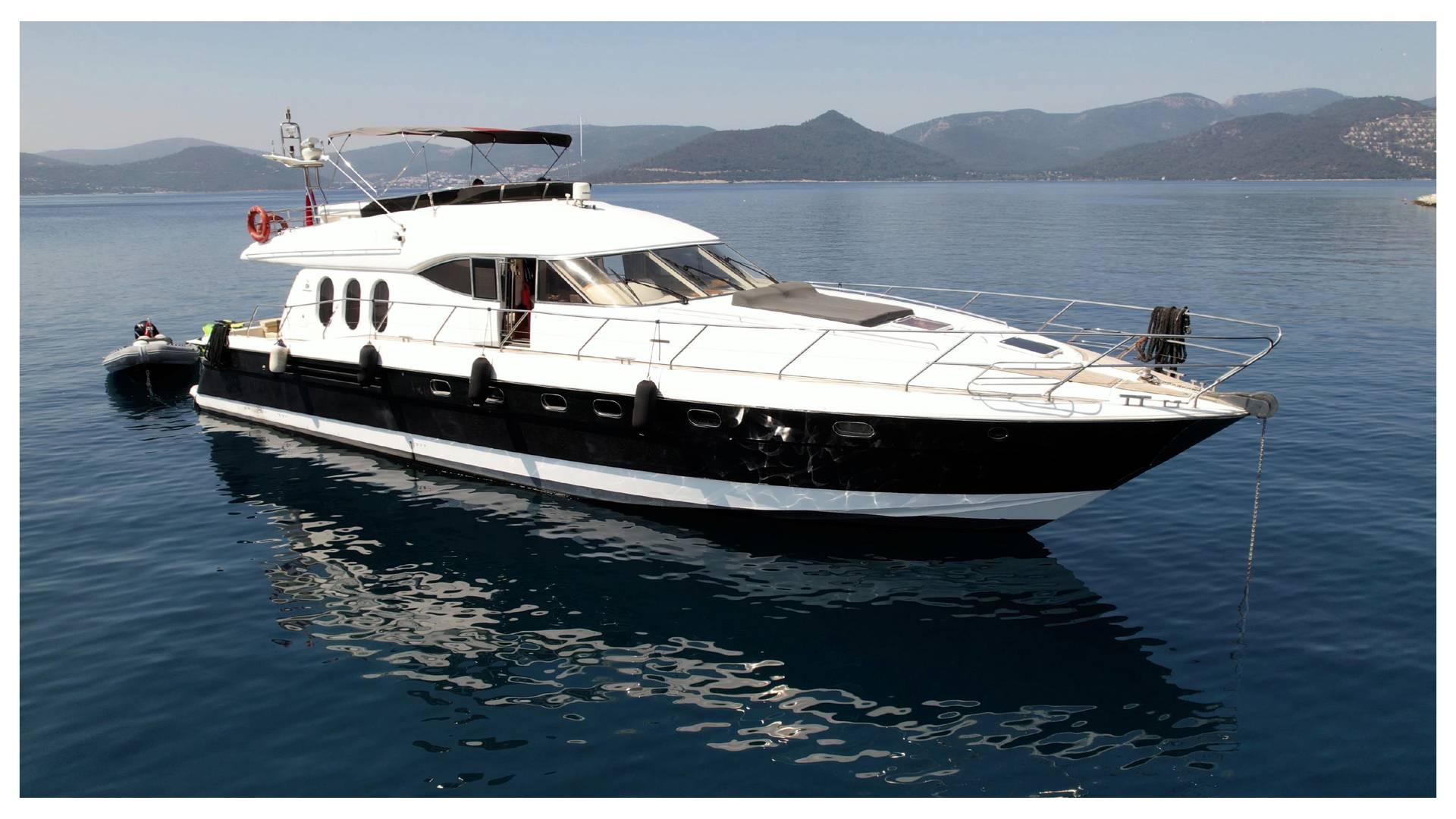 Muğla Bodrum'da Enfes Sularda, Lüks Tasarımlı, 8 Kişilik Motoryat-43153