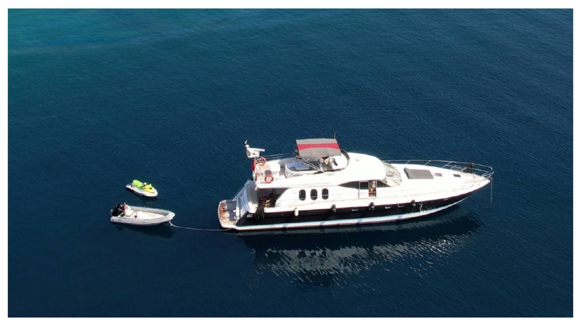 Muğla Bodrum'da Enfes Sularda, Lüks Tasarımlı, 8 Kişilik Motoryat-43153