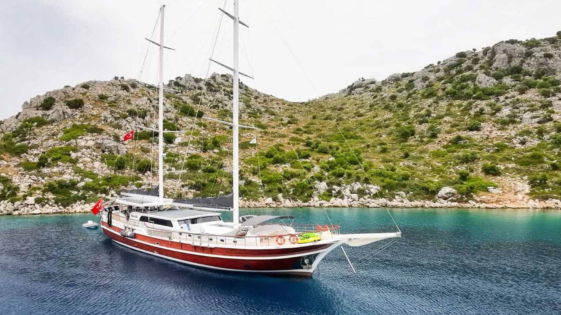 Fethiye Göcek'te Masmavi Sularda, 14 Kişilik, Modern Gulet