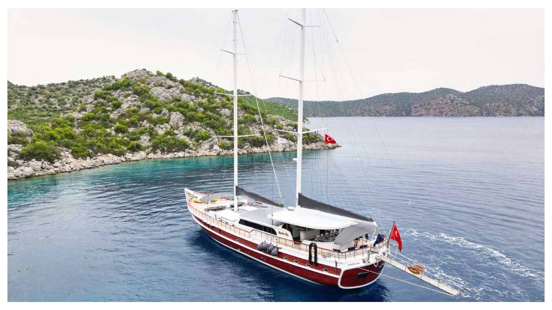 Fethiye Göcek'te Masmavi Sularda, 14 Kişilik, Modern Gulet