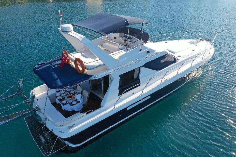 Bodrum Muhteşem Maviliğinde, 16 Metre, Konforlu Kiralık Motoryat