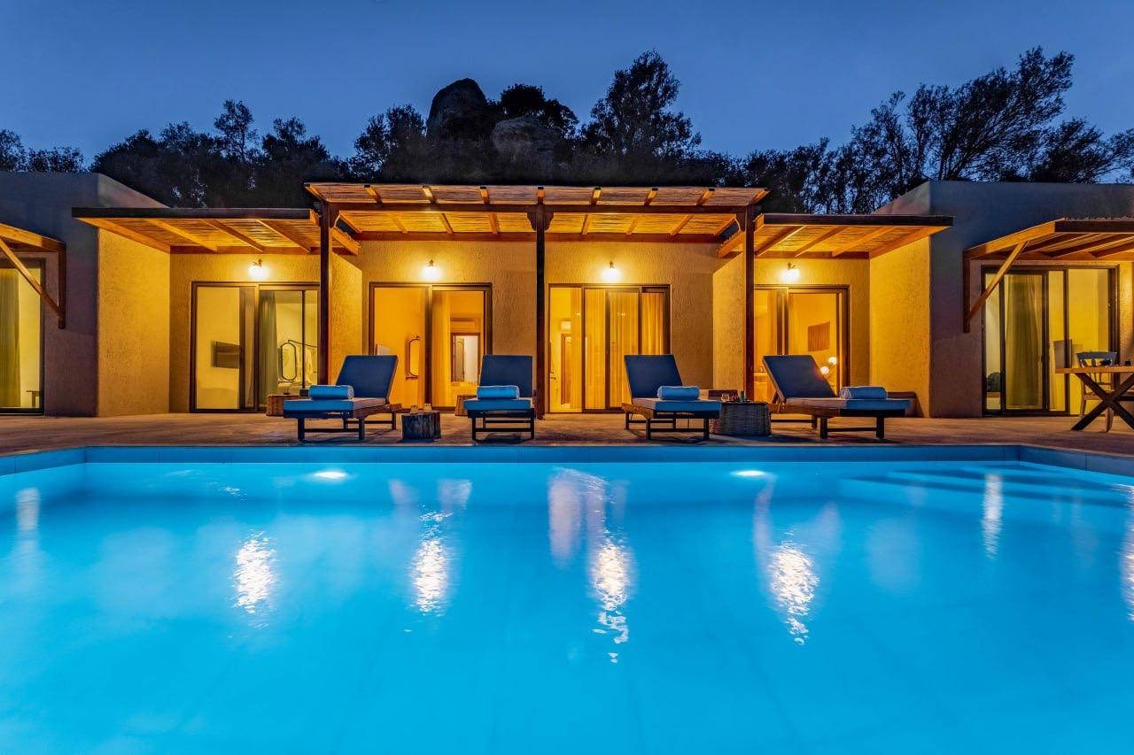 Bodrum Yakaköy'de Eşsiz Doğa Manzaralı, Özel Havuzlu, Lüks Villa