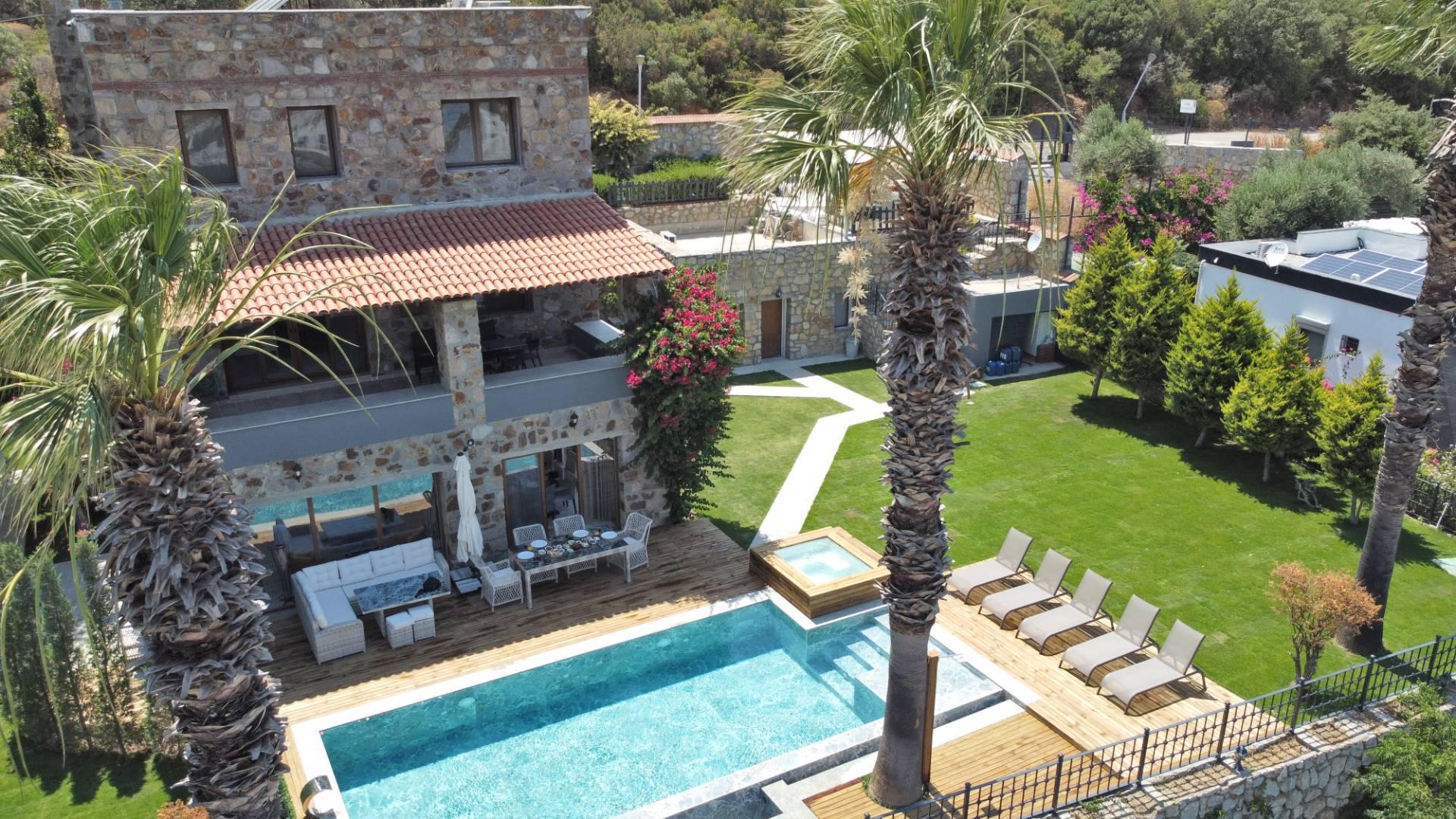 Bodrum Torba'da Denize Yakın, Özel Havuzlu, Konforlu Villa-41017