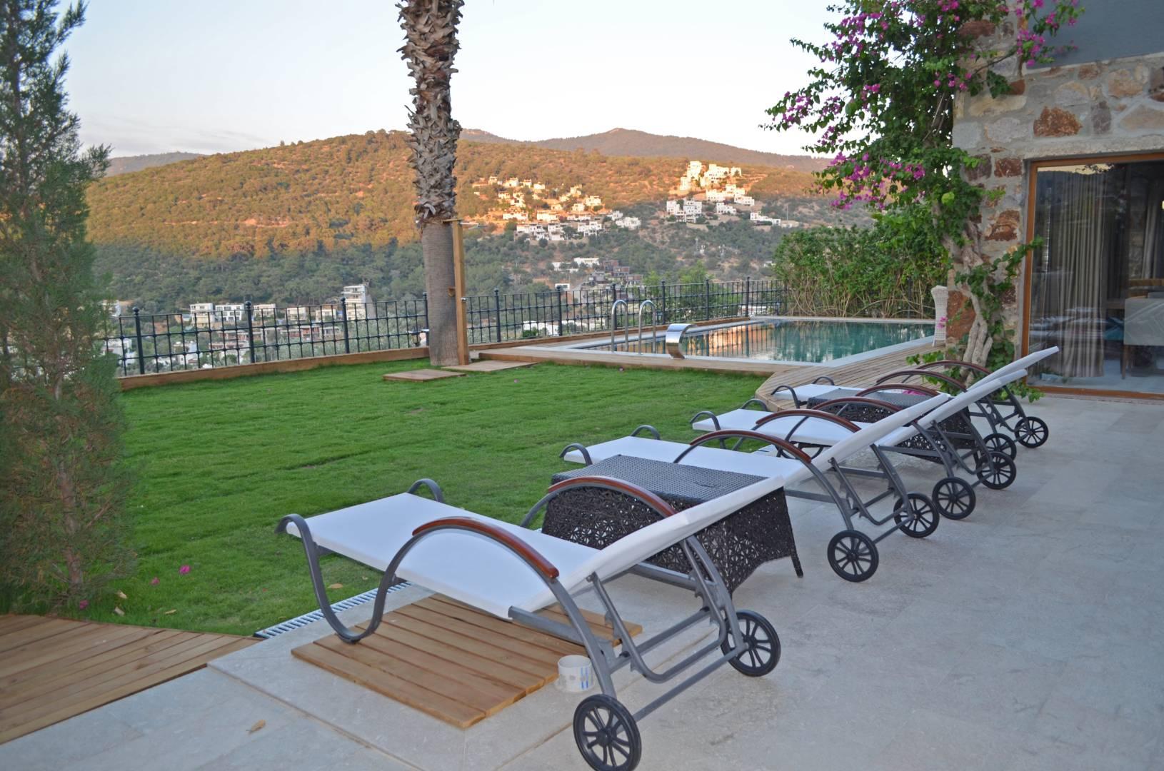 Bodrum Torba'da Muhteşem Deniz Manzaralı, Özel Havuzlu, Şık Villa-41018