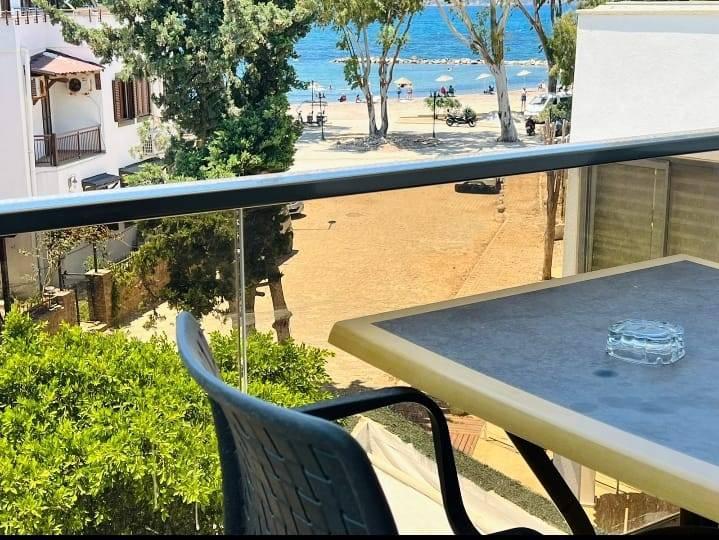 Bodrum Bahçelievler'de Sakin Konumda, Enfes Deniz Manzaralı, 1+1 Suit-37452