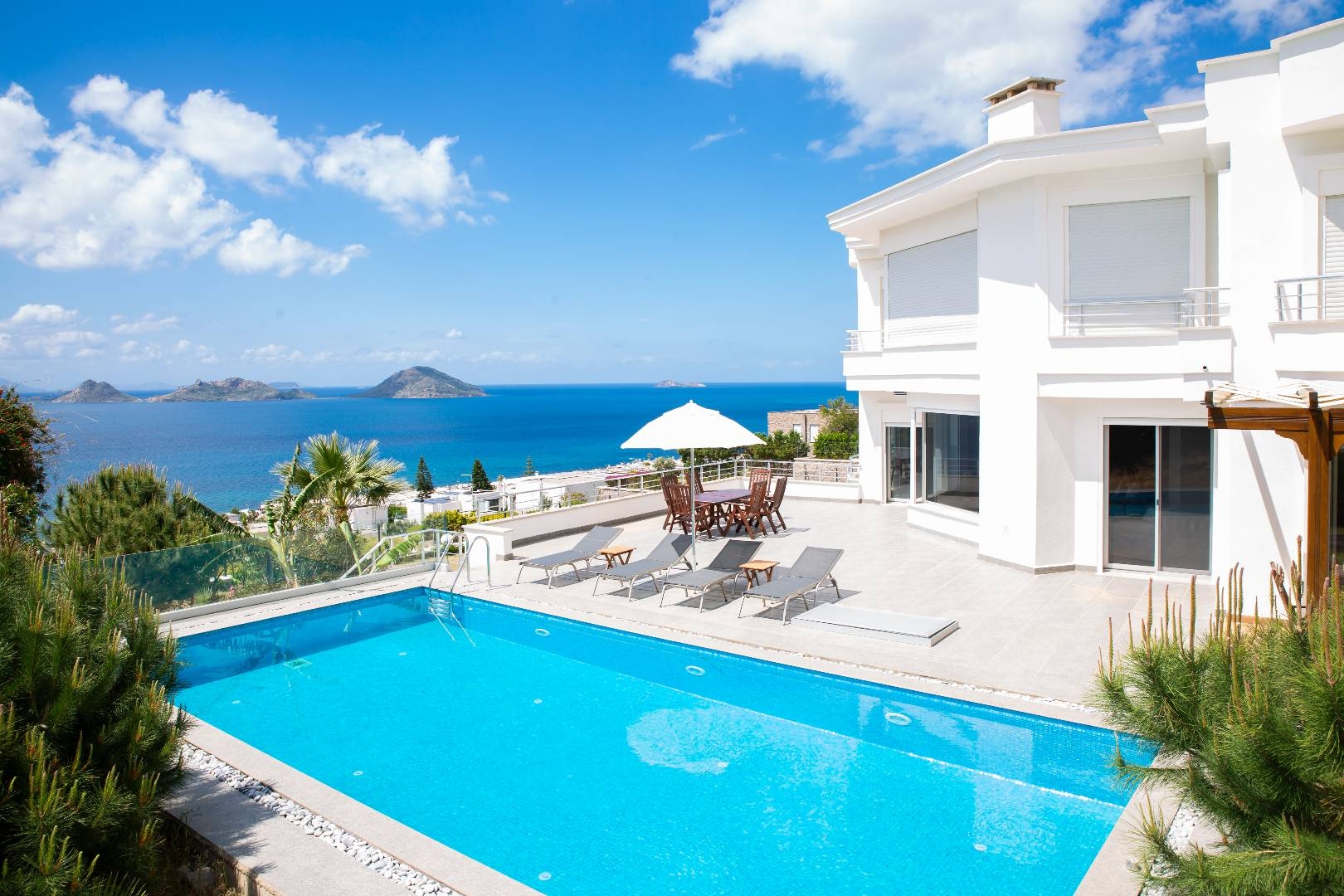 Bodrum Turgutreis'te Deniz Manzaralı, Özel Havuzlu, Lüks Villa