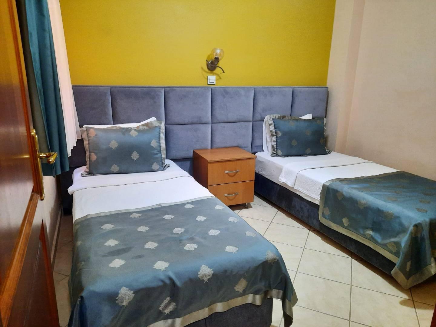 Muğla Bodrum'da Çekirdek Ailelere Uygun, Ortak Havuzlu, 1+1 Suit-36925