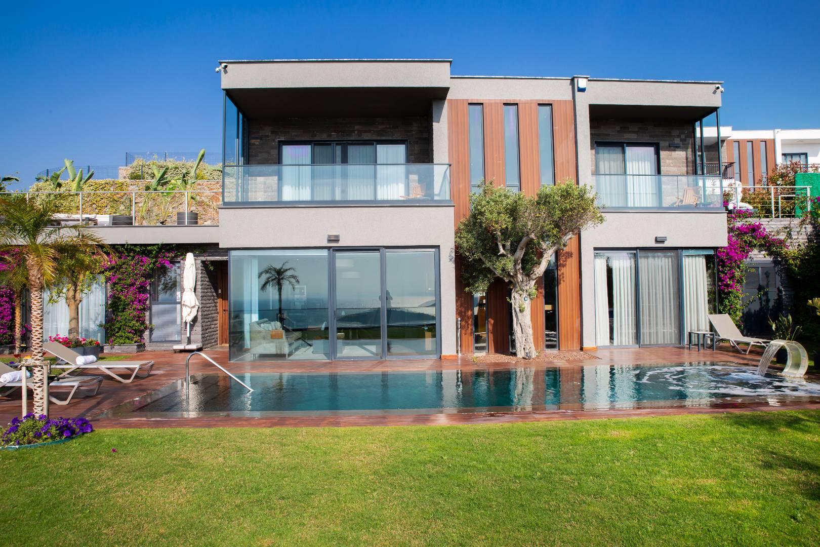 Muğla Bodrum'da Tasarımıyla Büyüleyen, Özel Havuzlu, Lüks Villa-36703