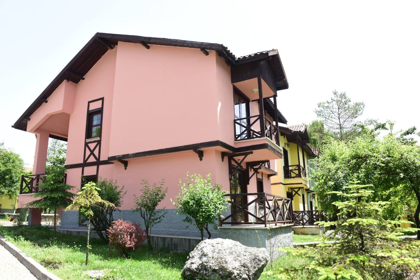 Bolu Abant'ta Doğayla Baş Başa, Ortak Havuzlu, Konforlu Villa