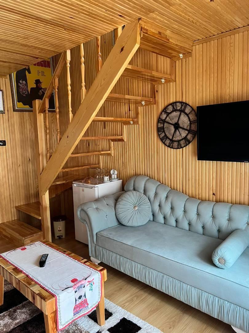 Bolu Abant'ta Tesis İçerisinde, Kahvaltı Dahil, Dubleks Bungalov-34875