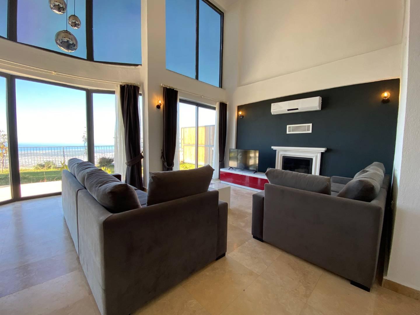 Kaş Üzümlü'de Doğa İle İç İçe, Kapalı Havuzlu, Korunaklı Villa-24406