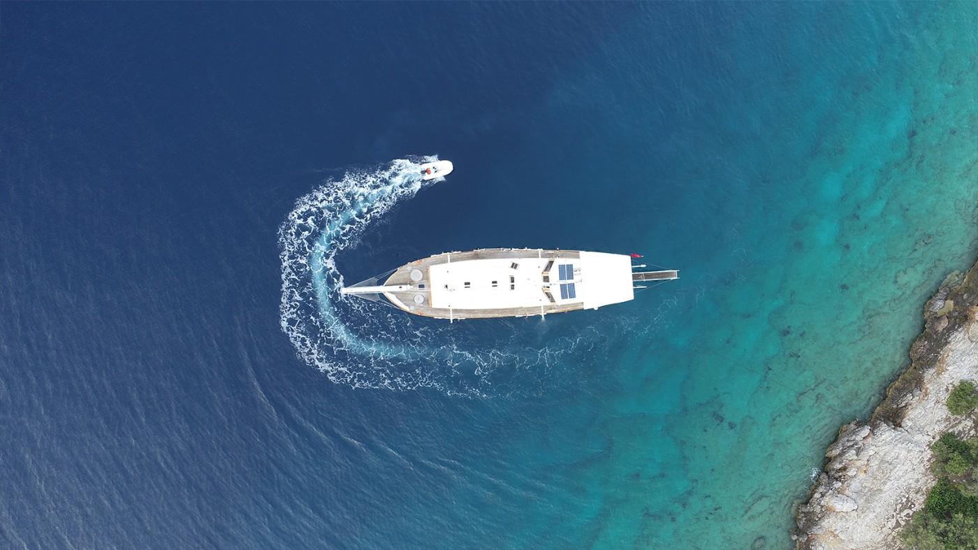 Bodrum'da Eşsiz Güzellikler Eşliğinde, 6 Kabinli, Konforlu Tekne-19740
