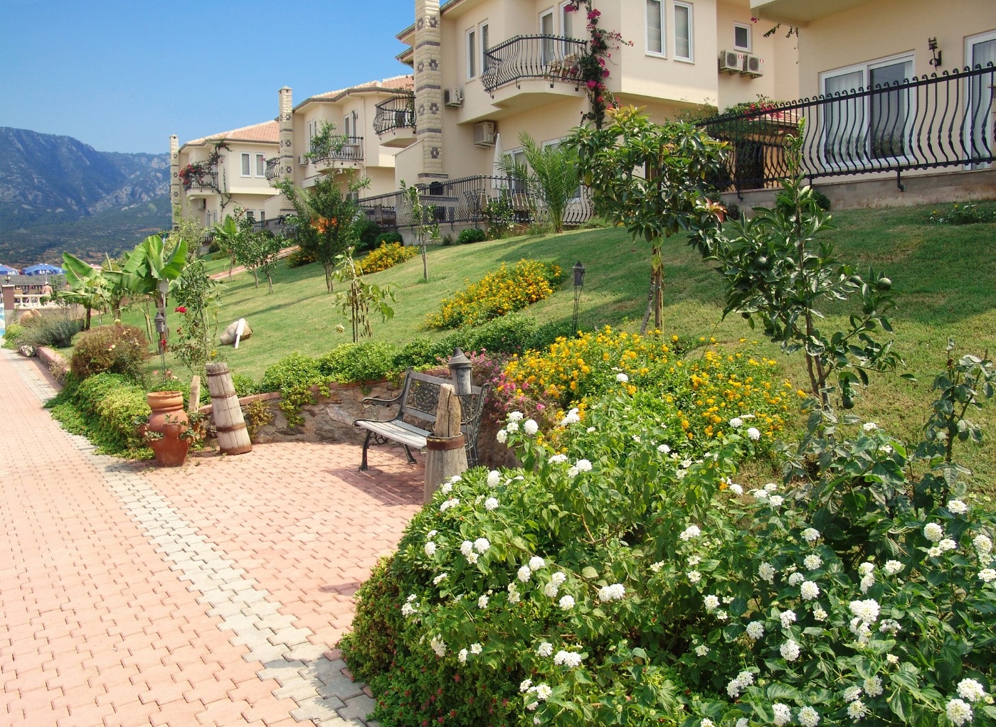 Alanya Kargıcak'ta Sosyal Tesis İçerisinde, Özel Havuzlu, Lüks Villa