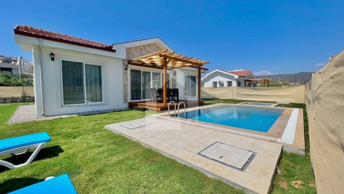 Fethiye Karagedik'te Nezih Konumda, Özel Havuzlu, Şık Villa