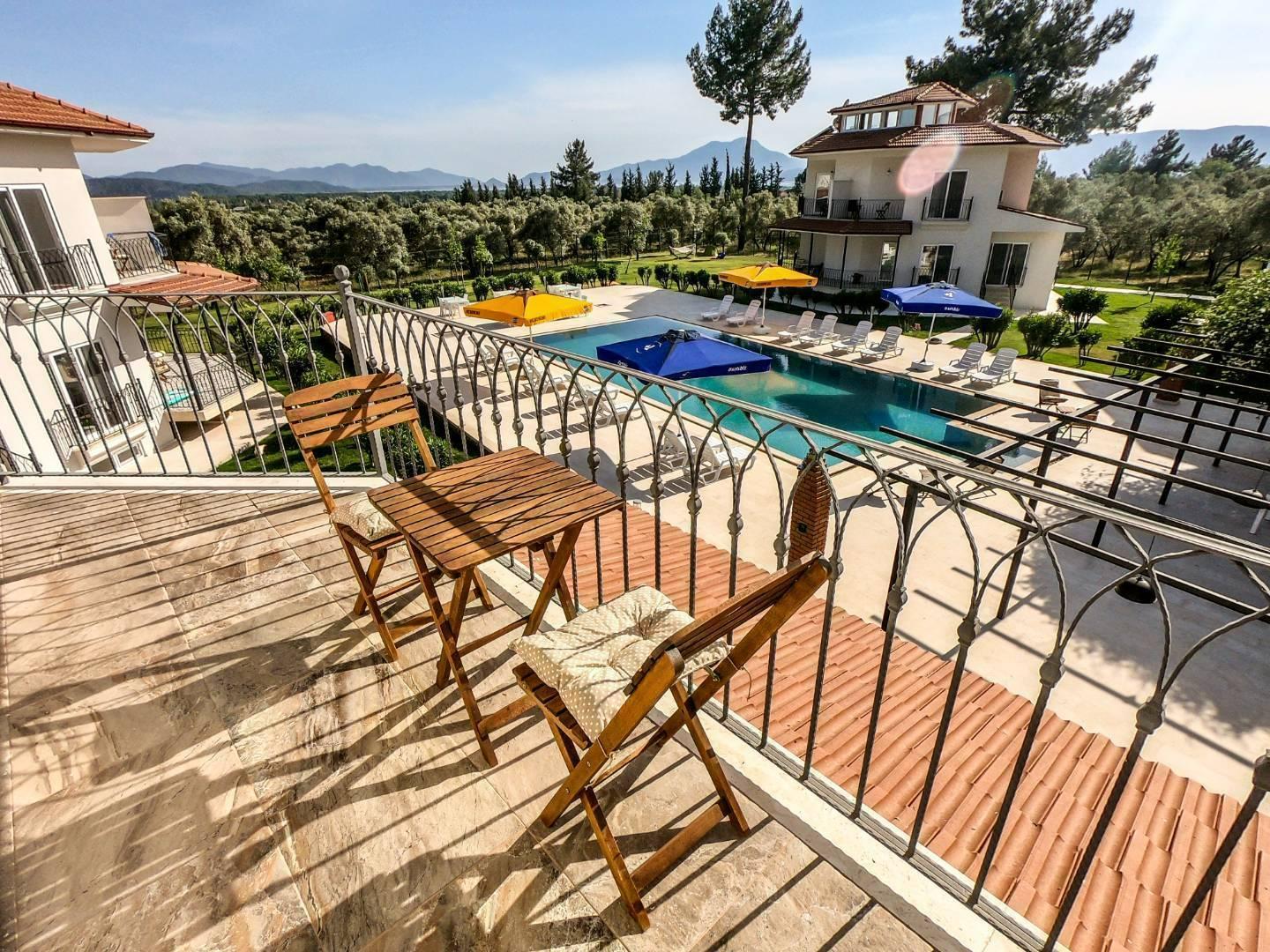 Muğla Köyceğiz'de Doğa İçerisinde, Ortak Havuzlu, Kiralık Villa-27754