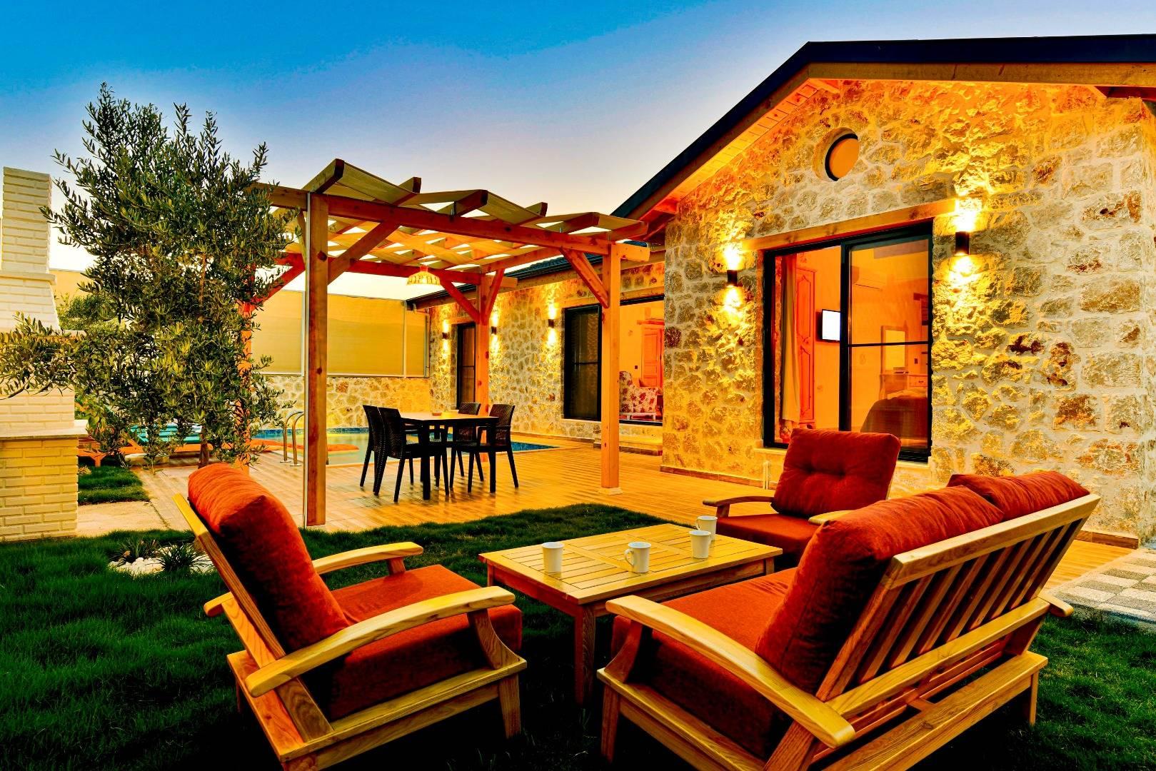 Fethiye'de Modern Mimarili, Özel Havuzlu, Jakuzili, Konforlu Villa-29837