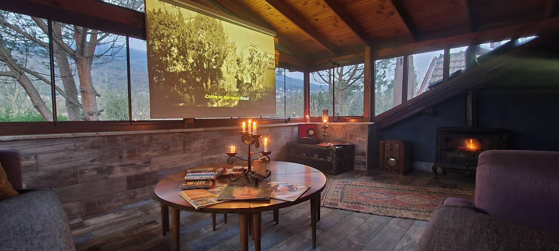 Kocaeli Maşukiye'de Geniş Bahçe İçerisinde, Özel Havuzlu, Şık Villa-14925