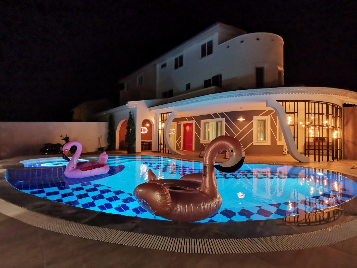 Serik Kadriye'de Ferah Tasarımlı, Yetişkin ve Çocuk Havuzlu, 3+1 Villa-22306